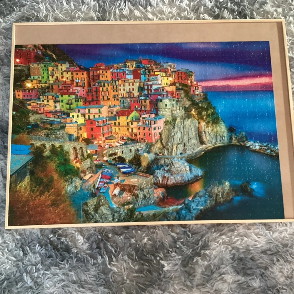 2000pc Puzzle - Picture 4 of 5